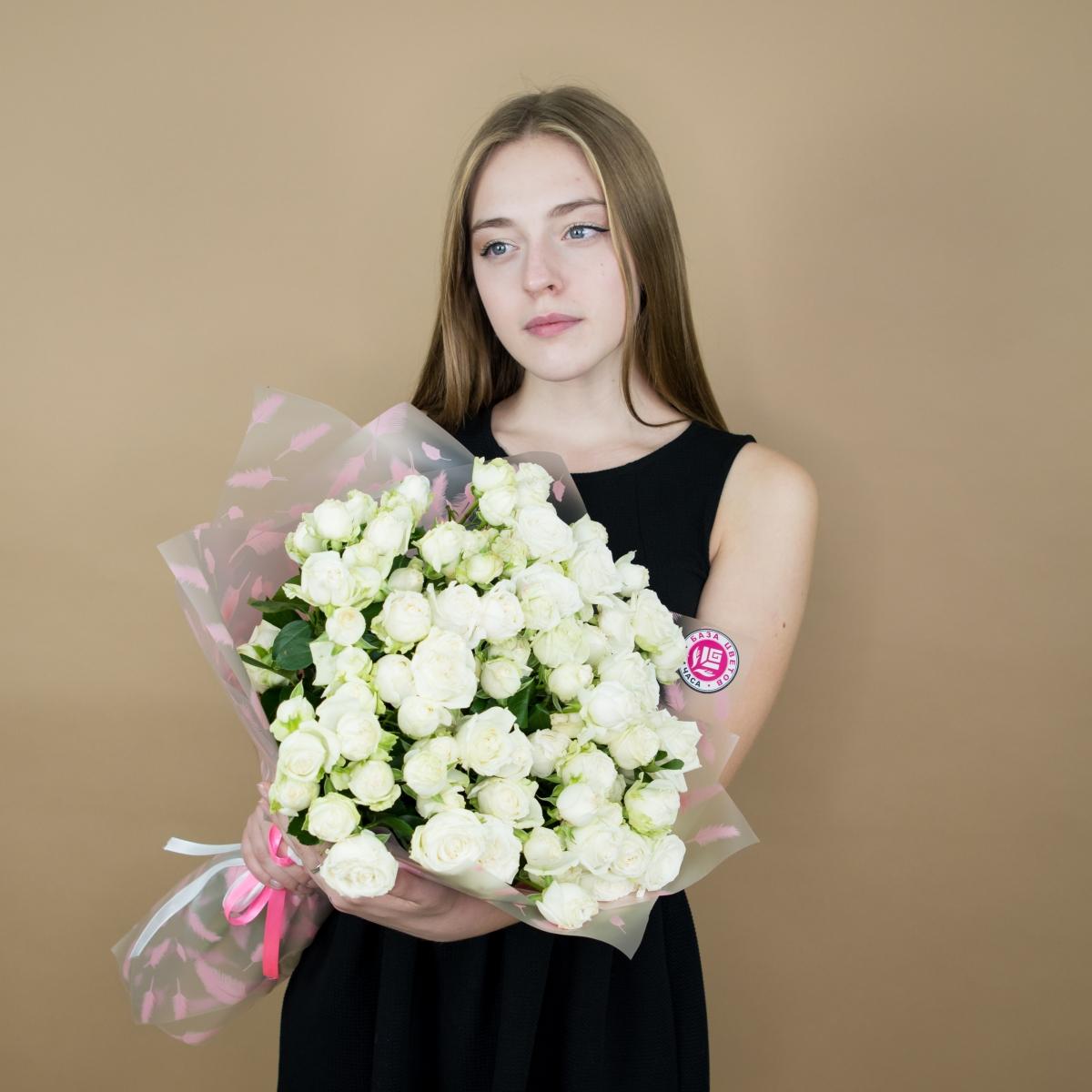 Розы кустовые белые код - 3888