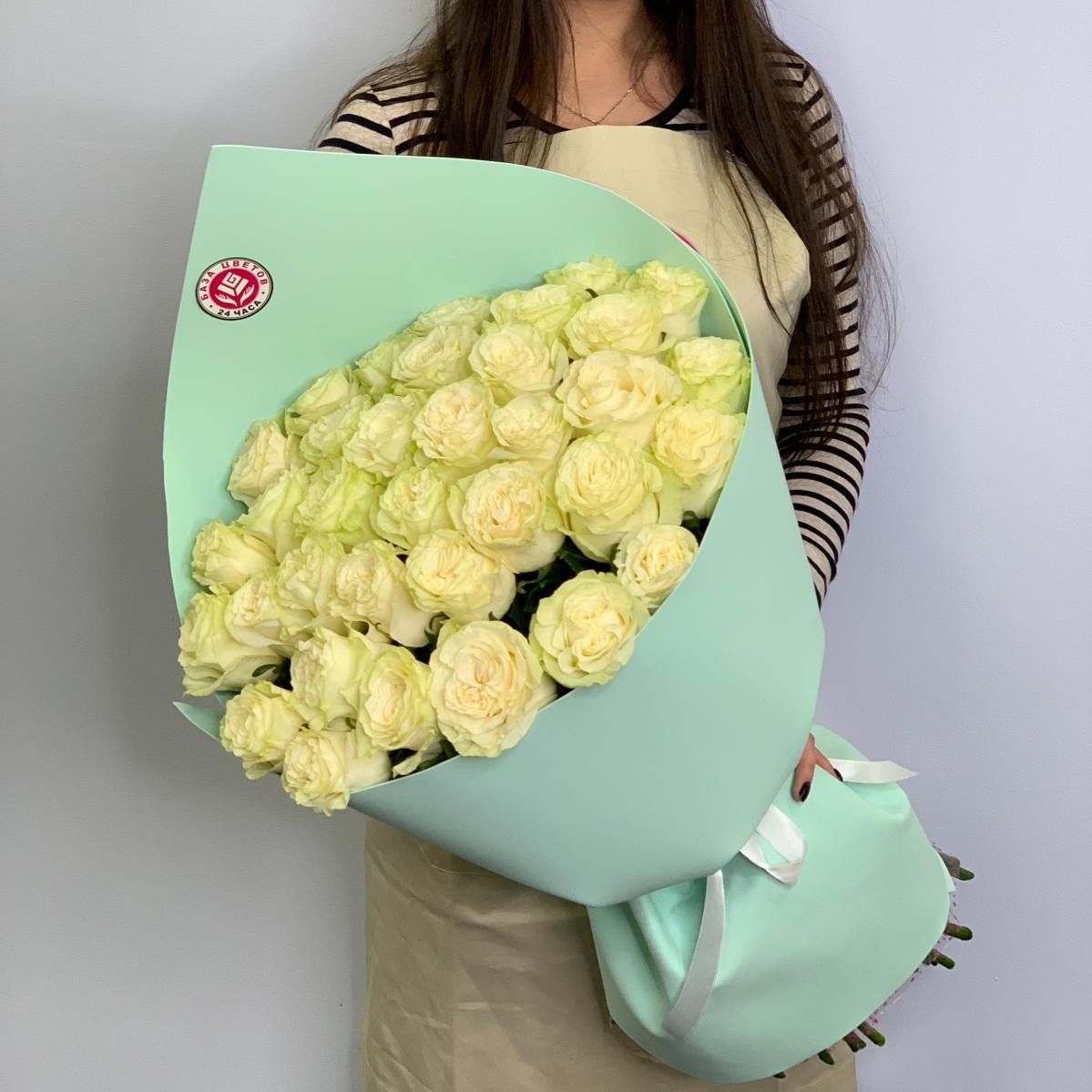 Букеты из белых роз 40 см (Эквадор) (код  648)